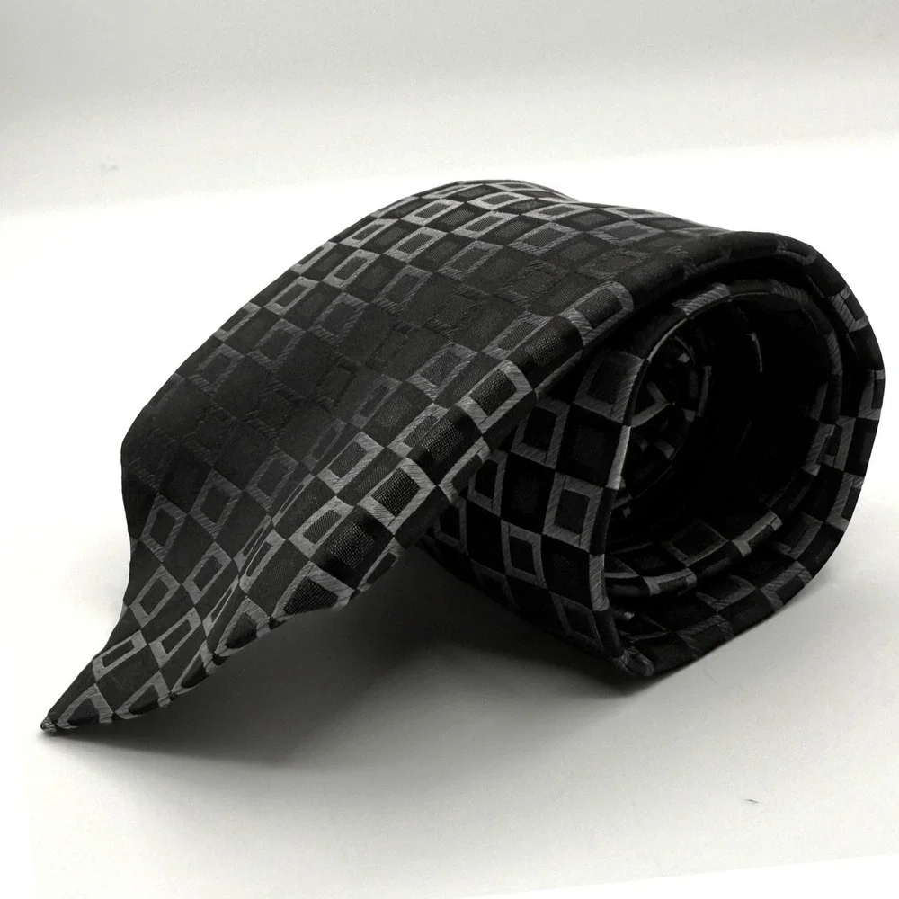 Kenneth Cole Reaction Mens Black Geometric Silk Necktie‎ Tie